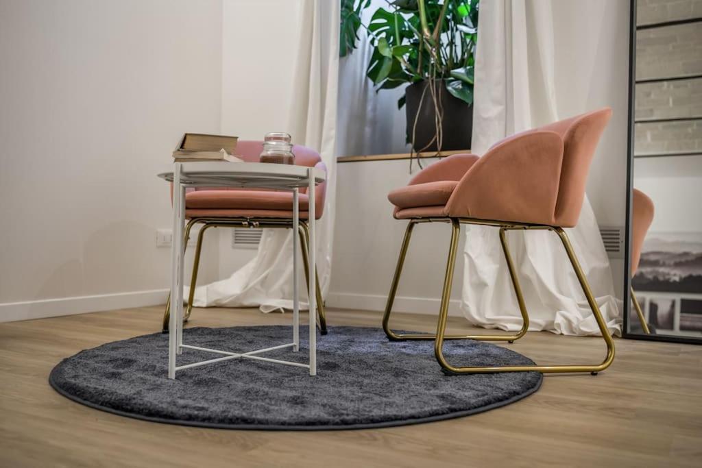 Ab Plus - Via Arienti 15 Bologna Exteriör bild
